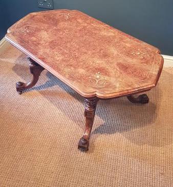 Fine Quality Inlaid Walnut Coffee Table