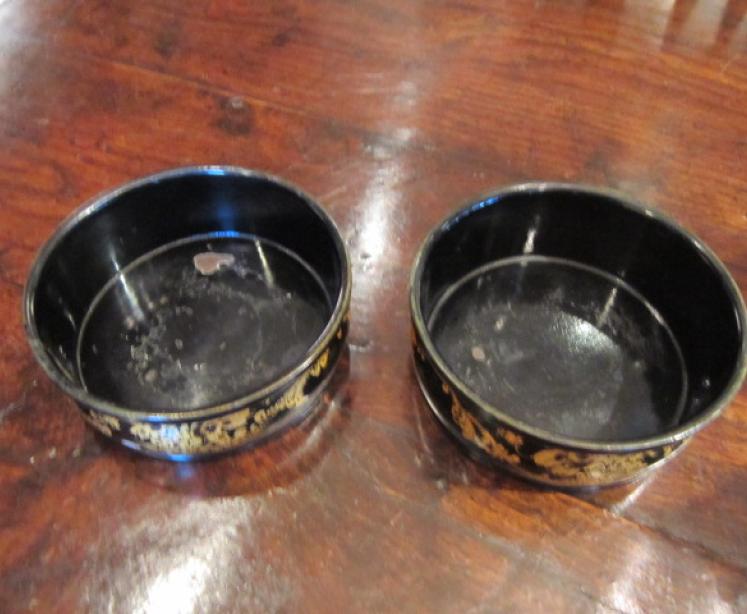 Pair of Regency Paper Mache Large Wine Coasters - Image 3