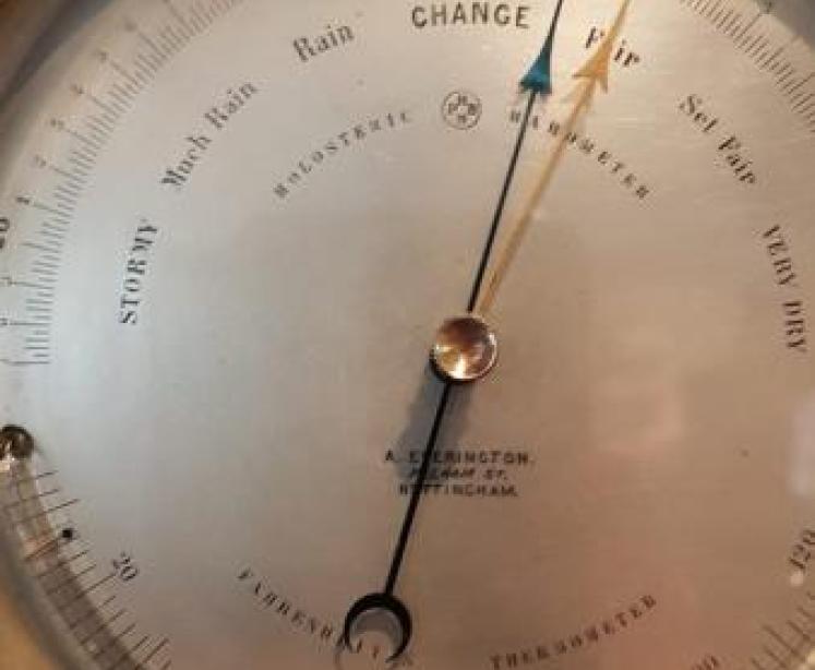 Quality Victorian Marine Barometer with Crescent Thermometer - Image 7