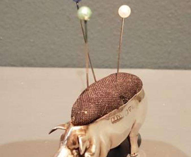  Chester Silver Novelty Pig Pin Cushion - Image 2