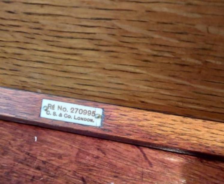 Superb Victorian Oak Tantalus & Games Compendium - Image 6