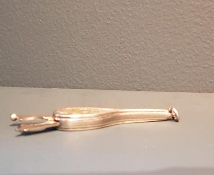 Victorian Silver Tennis Racket Cheroot Cutter - Image 4