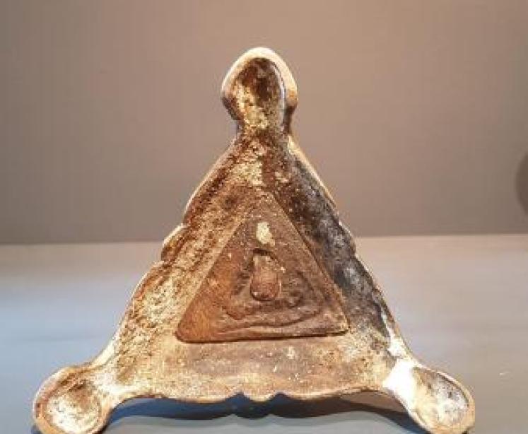 Superb Pair of Early Georgian Cast Brass Candlesticks - Image 6