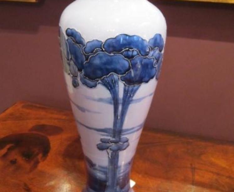 Rare McIntyre Moorcroft Hazeldene Blue Vase - Image 5