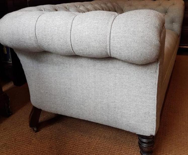 Superb Victorian Chesterfield Sofa - Image 5