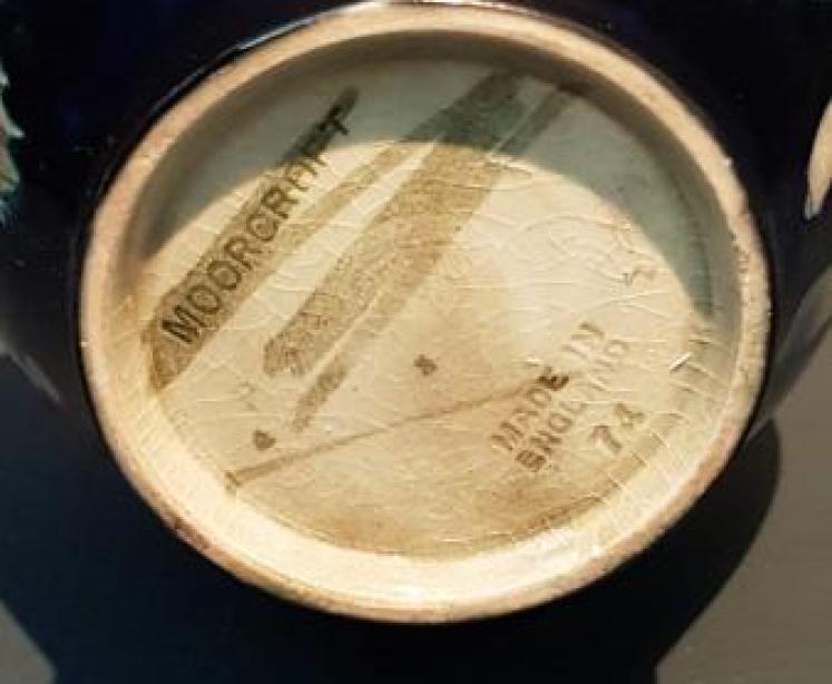 Early Moorcroft Pansy Vase - Image 3