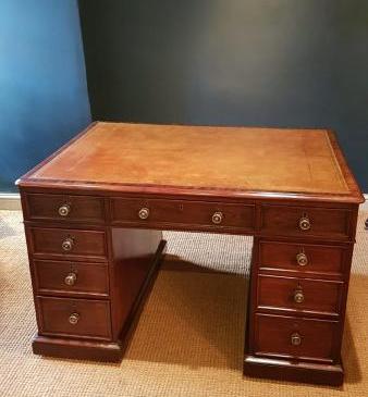 Superb Early Victorian Mahogany Partner's Pedestal Desk