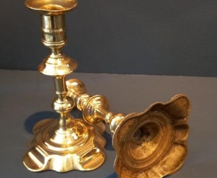 George III Period Seamed Brass Petal Shaped Candlesticks - Image 5