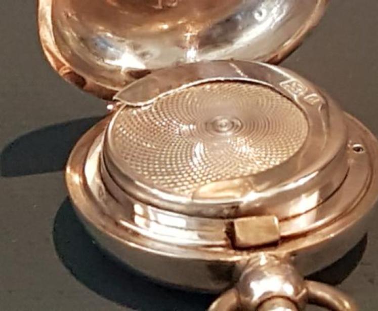 Edwardian Engine Turned Silver Sovereign Case - Image 3