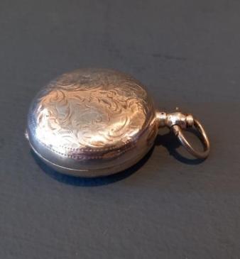 George V period Silver Engraved Sovereign Holder Case