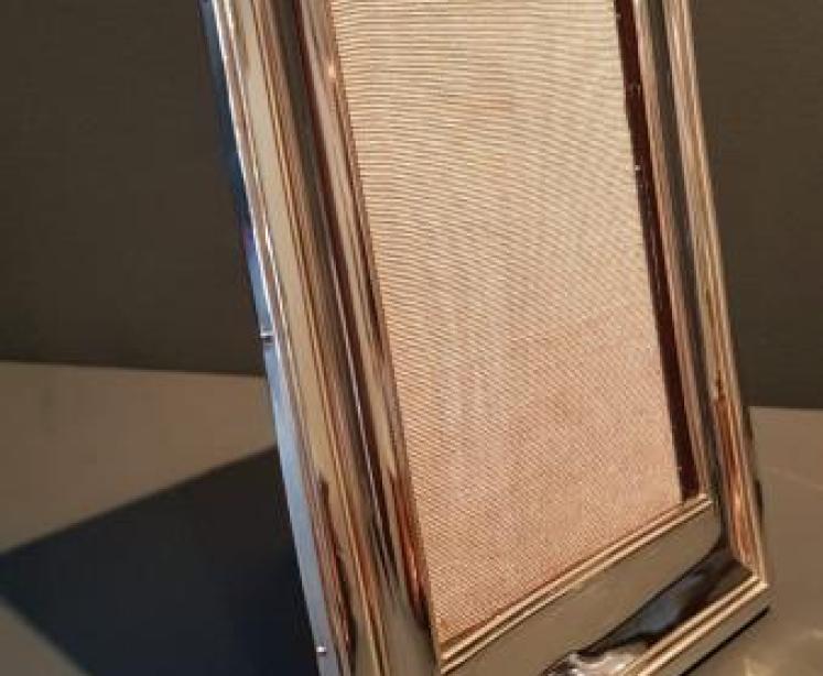 Superb Pair of George V Silver Photo Frames - Image 5