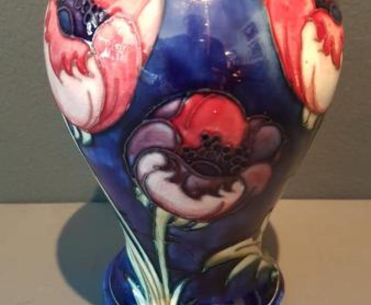 Moorcroft Big Poppy Vase - Image 5