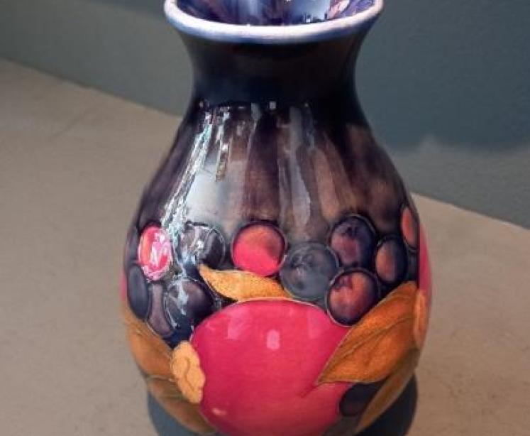 Early Moorcroft Seeded Pomegranate Bulbous Vase - Image 3