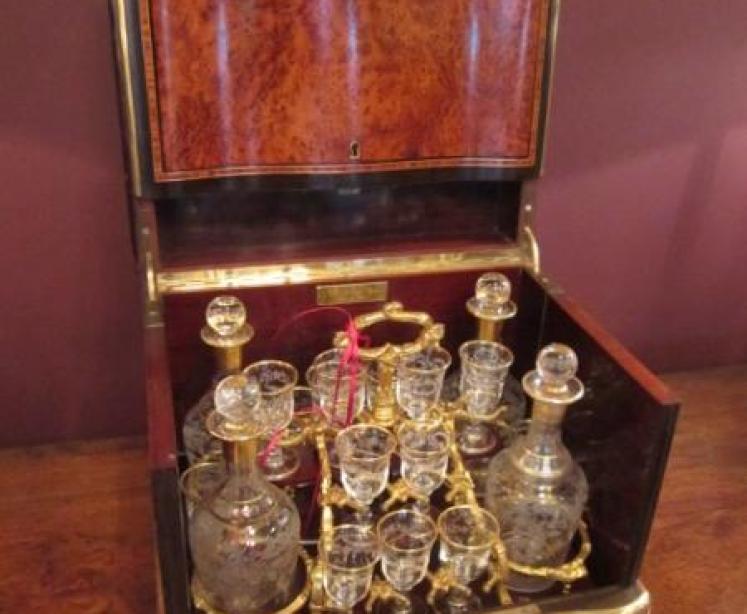 Stunning Victorian Amboyna Inlaid Drinks Cabinet - Image 1