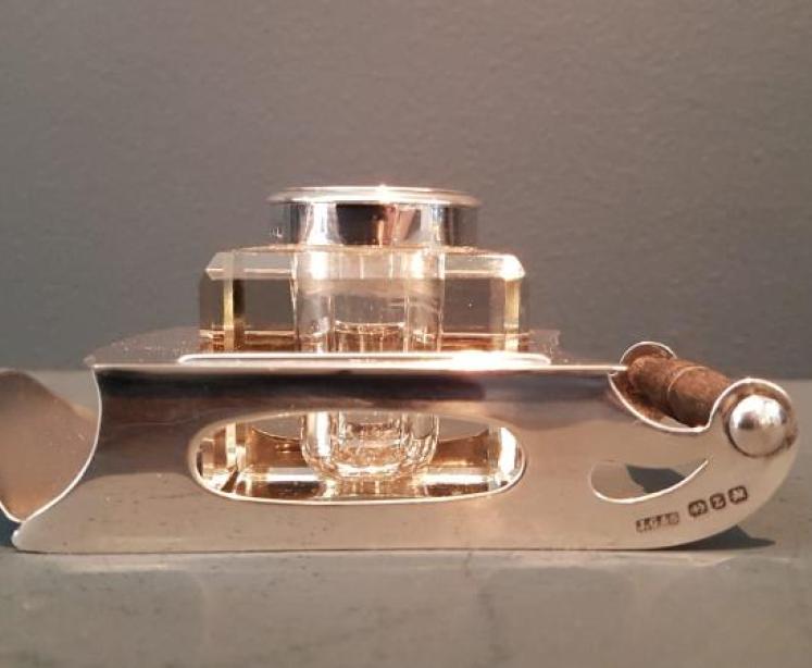 Superb Victorian Sledge Ink and Stamp Stand - Image 5