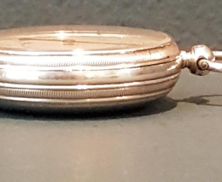 Fine Quality Engine Turned Silver Pocket Barometer - Image 3