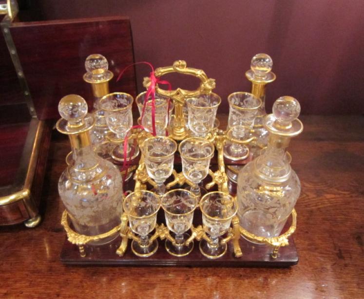 Stunning Victorian Amboyna Inlaid Drinks Cabinet - Image 4