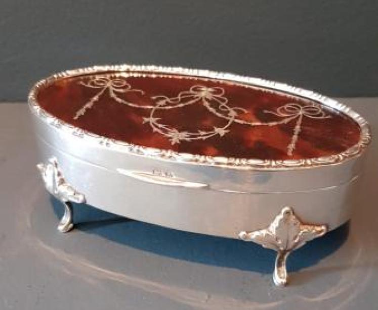 George V Silver and Tortoise Shell Ring Box - Image 2