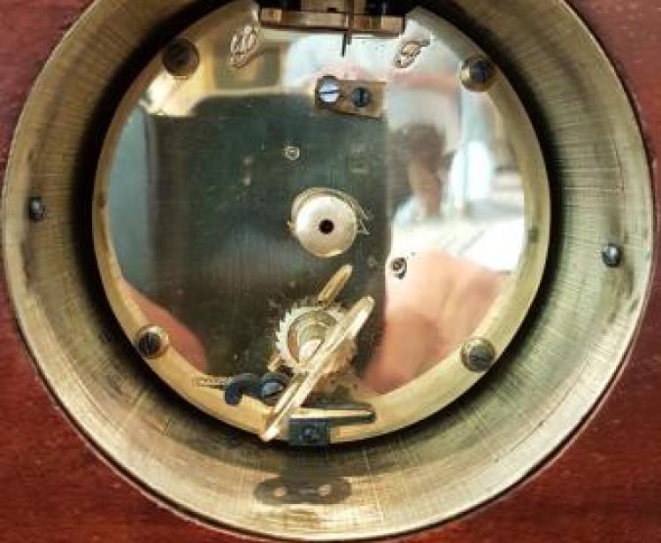 Superb Figured Mahogany Inlaid Mantel Clock - Image 4