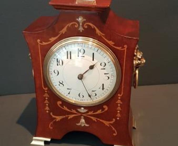Fine Quality Flared Side Inlaid Mantel Clock - Image 5