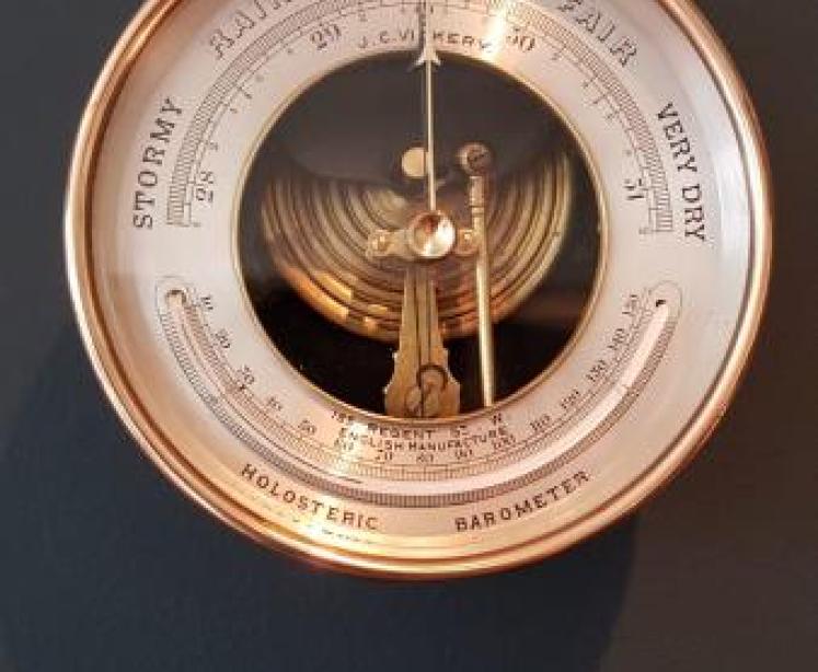 Superb Victorian Boxed Marine Barometer by Vicary - Image 4