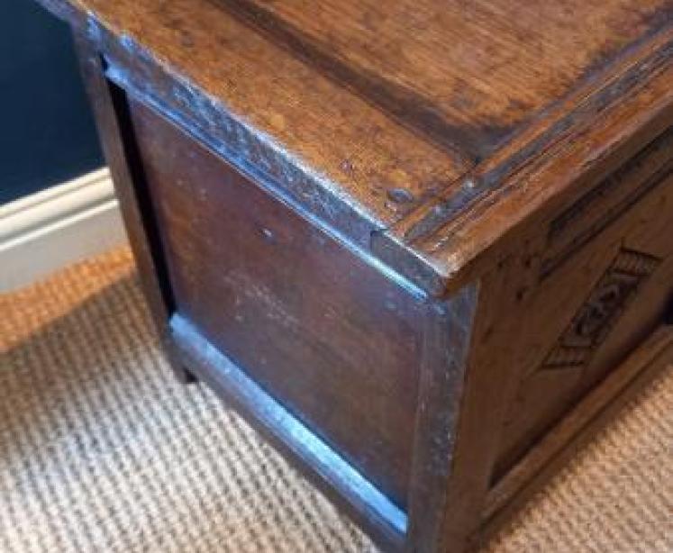 Small George I Period Oak Coffer c.1720 - Image 5