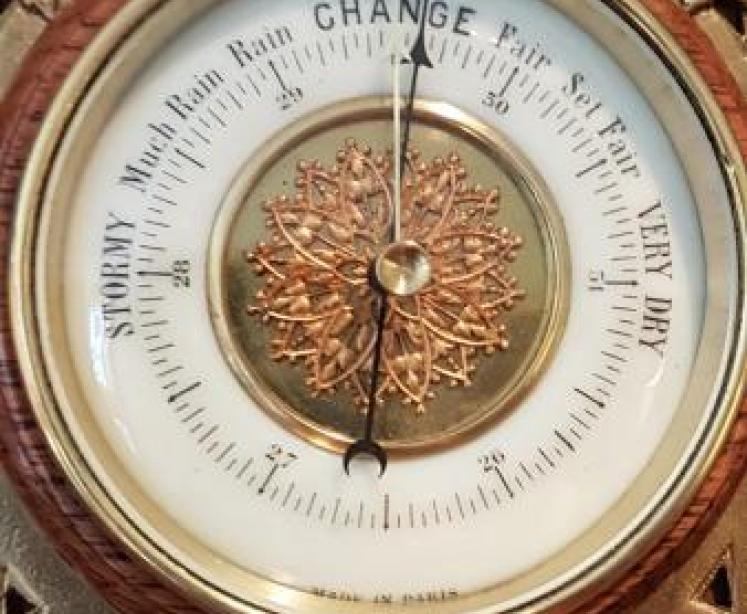 Fine Quality Antique Gilt Brass and Oak Barometer - Image 4