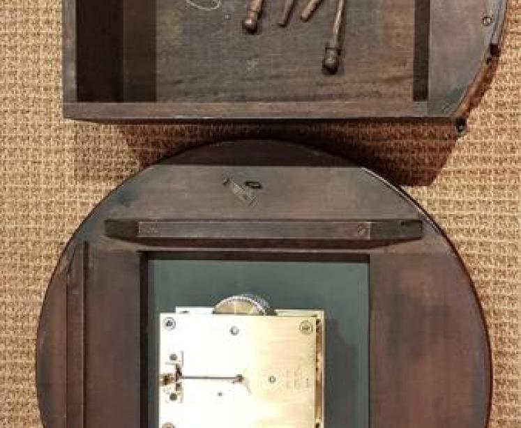 Original RAF Fusse Dial Clock - Image 3