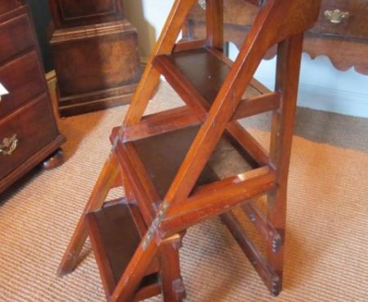 Rare Arts & Crafts Walnut Metamorphic Library Steps - Image 5