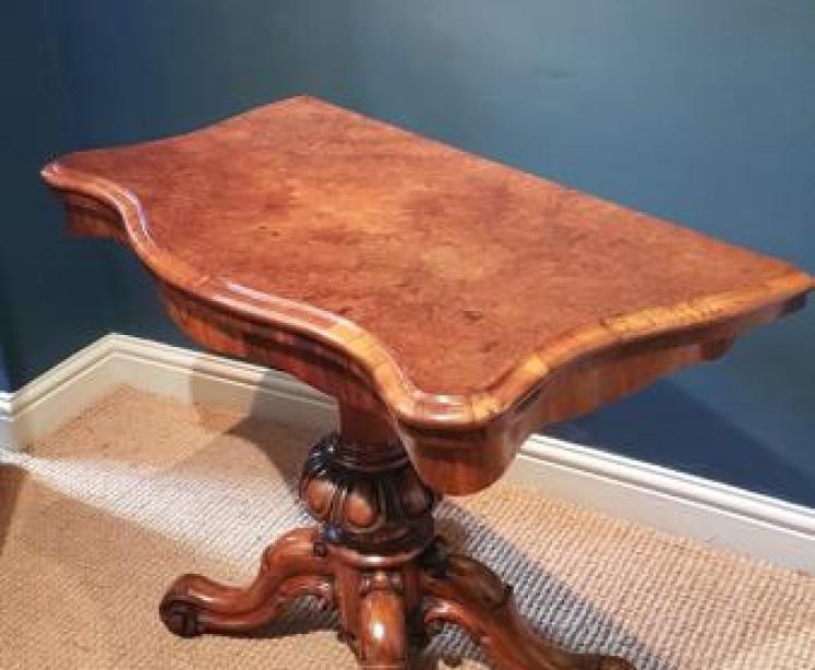 Superior Quality Victorian Burr Walnut Fold Over Tea Table - Image 7