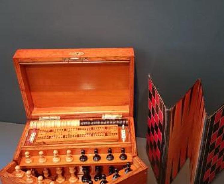 Victorian Oak Games Compendium - Image 4