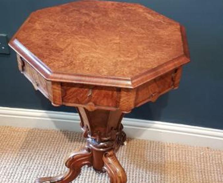 Fine Quality Victorian Burr Walnut Work Table - Image 1