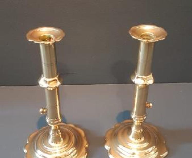 Pair of George III Brass Petal Base Candlesticks - Image 2