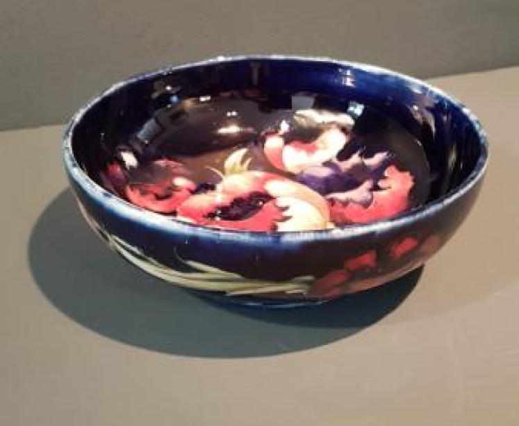Early Moorcroft Big Poppy Bowl - Image 6