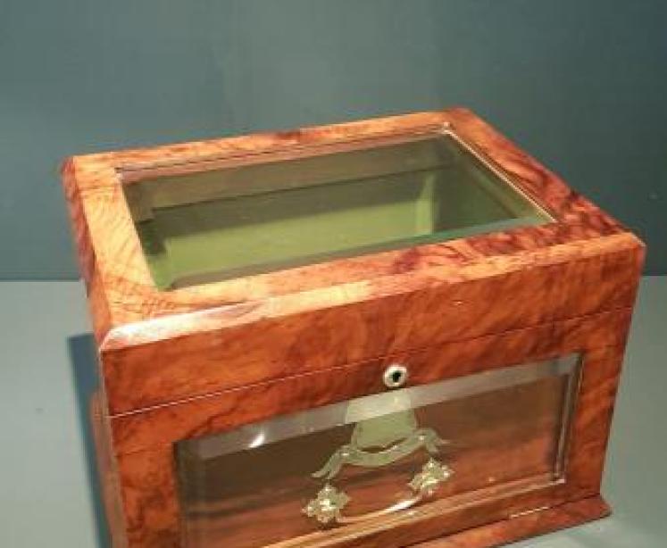 Superb Victorian Walnut Jewellery Box - Image 6