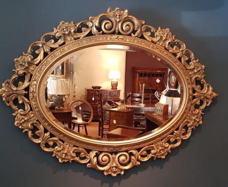 Impressive Oval Gilt Mirror - Image 1