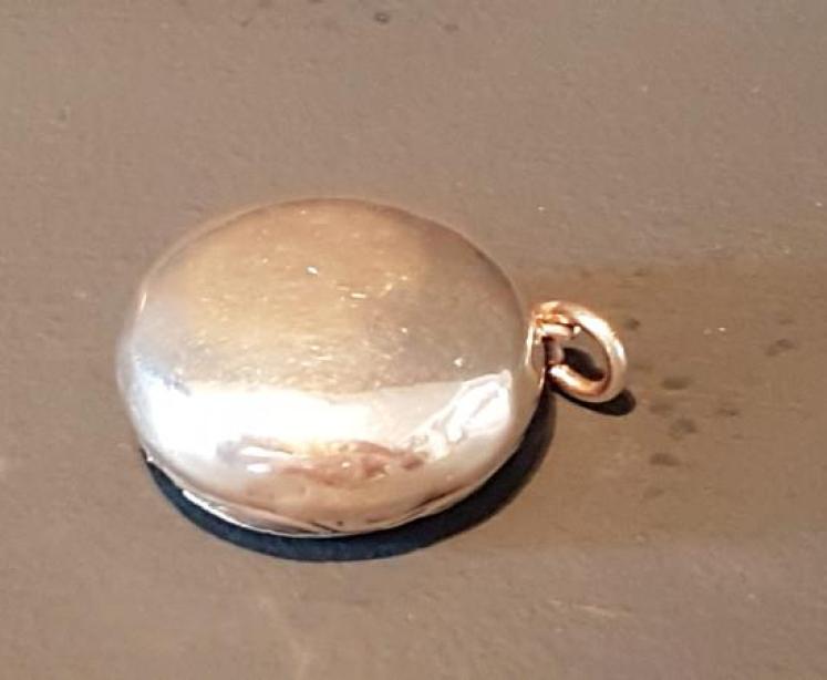 Silver Fob Powder Puff - Image 2