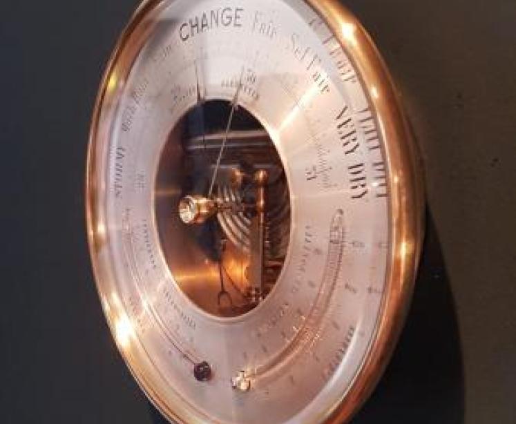 Superb Victorian Brass Cased Marine Barometer - Image 5