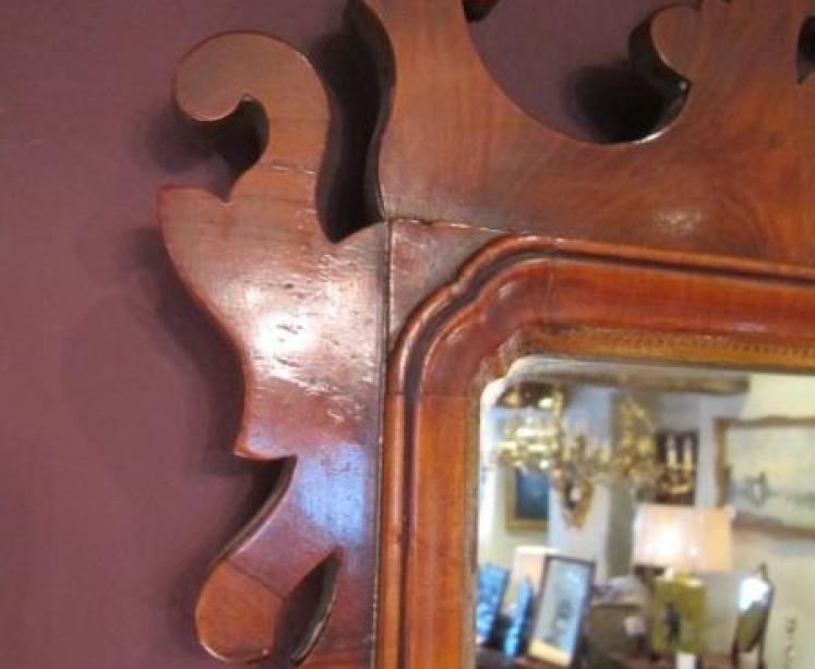 Superb George III Figured Walnut Wall Mirror - Image 4