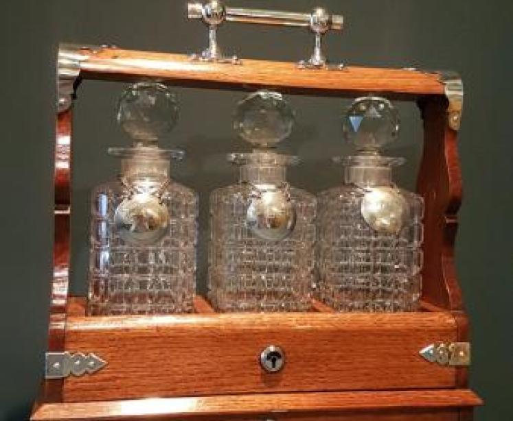 Victorian Oak Tantalus With Games Drawer - Image 6