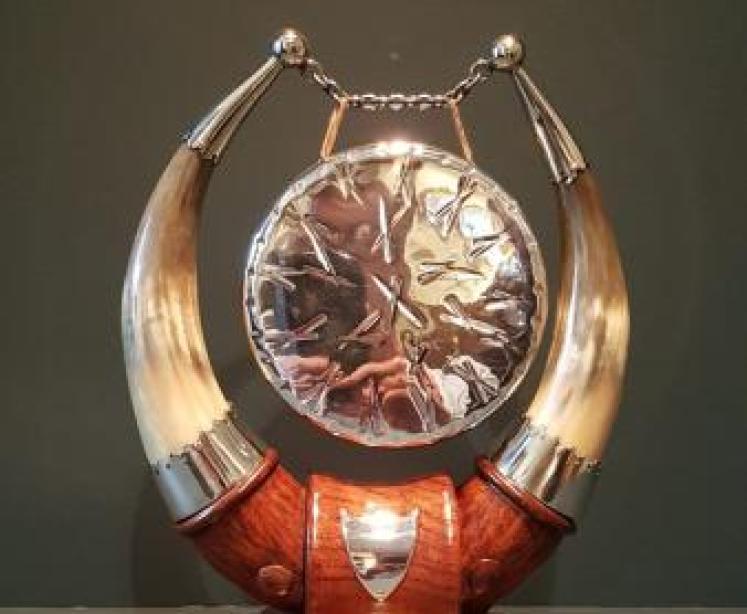 Victorian Oak Country House Dinner Gong - Image 1