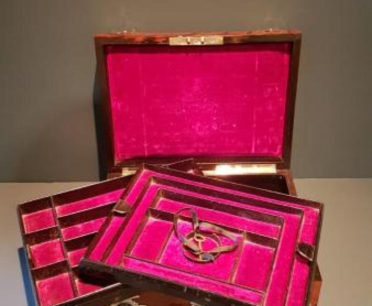 Outstanding Quality Victorian Jewellery Box - Image 7