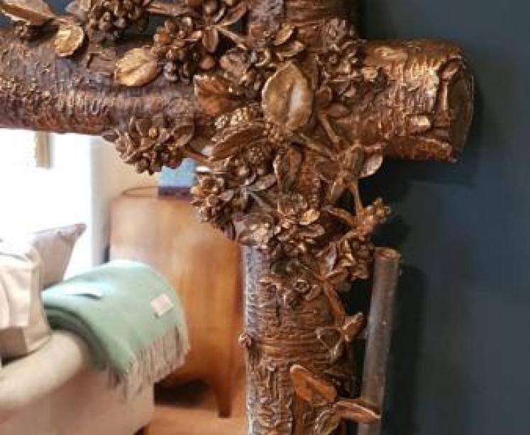 Superb Victorian Shooting Themed Gilt Mirror - Image 5