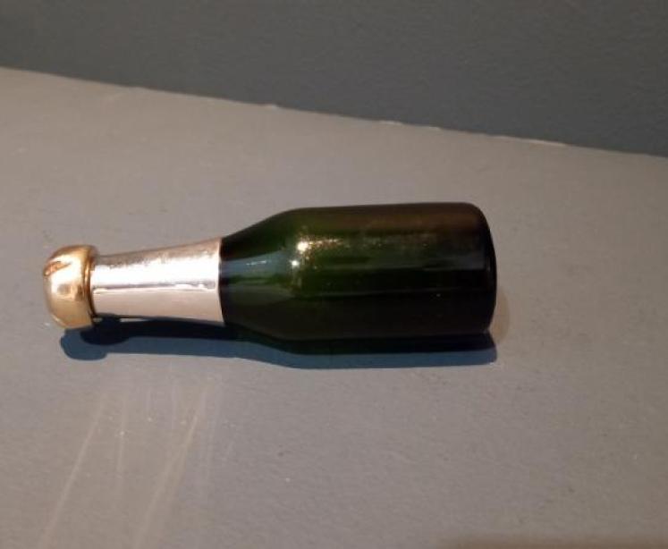 19th Century Silver & Gilt Wine Bottle Pounce Pot - Image 6