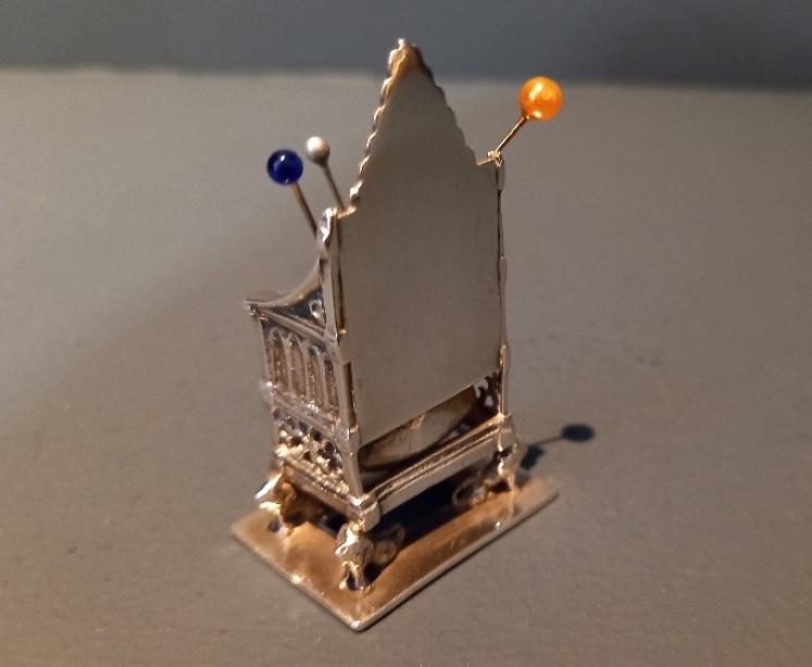 Antique Edward VII Coronation Silver Throne Pin Cushion - Image 4