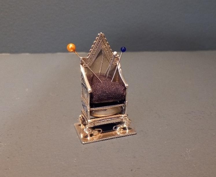 Antique Edward VII Coronation Silver Throne Pin Cushion - Image 7