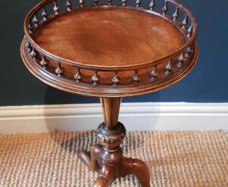 Quality Edwardian Mahogany Wine Table - Image 3