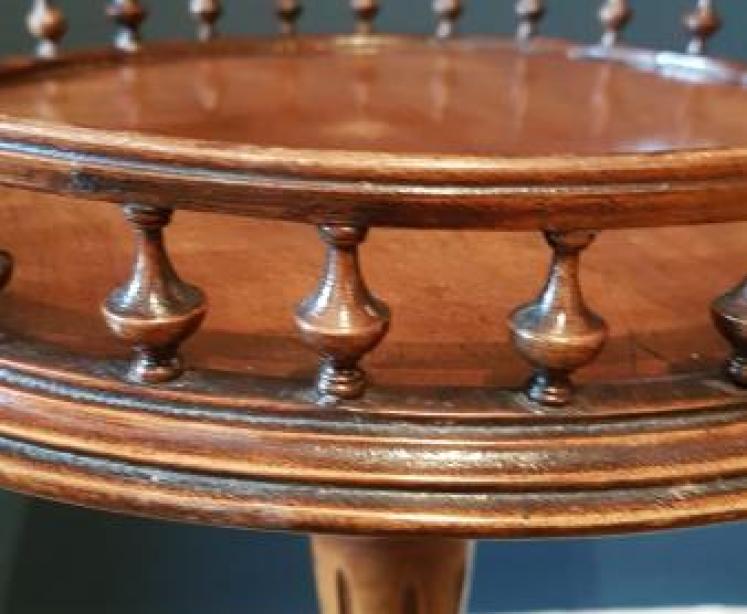 Quality Edwardian Mahogany Wine Table - Image 4