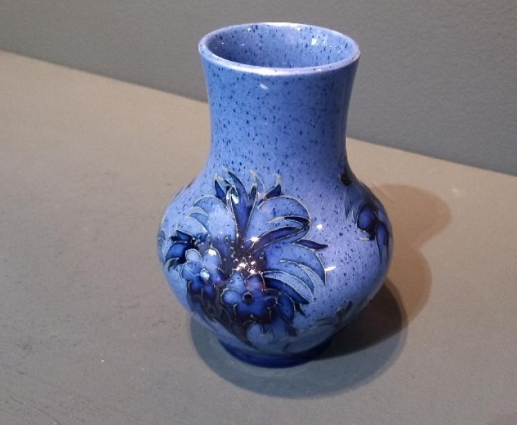 Moorcroft Speckled Blue Cornflower Vase - Image 4