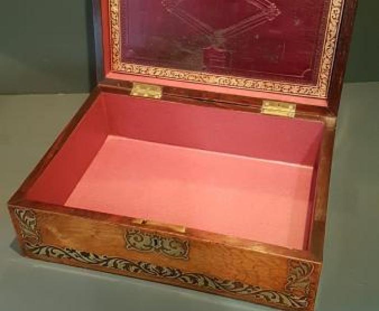 Regency Brass Inlaid Rosewood Box - Image 3